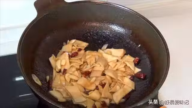 /www/bananadaily.net/web/images/image/2029/20293486.avif